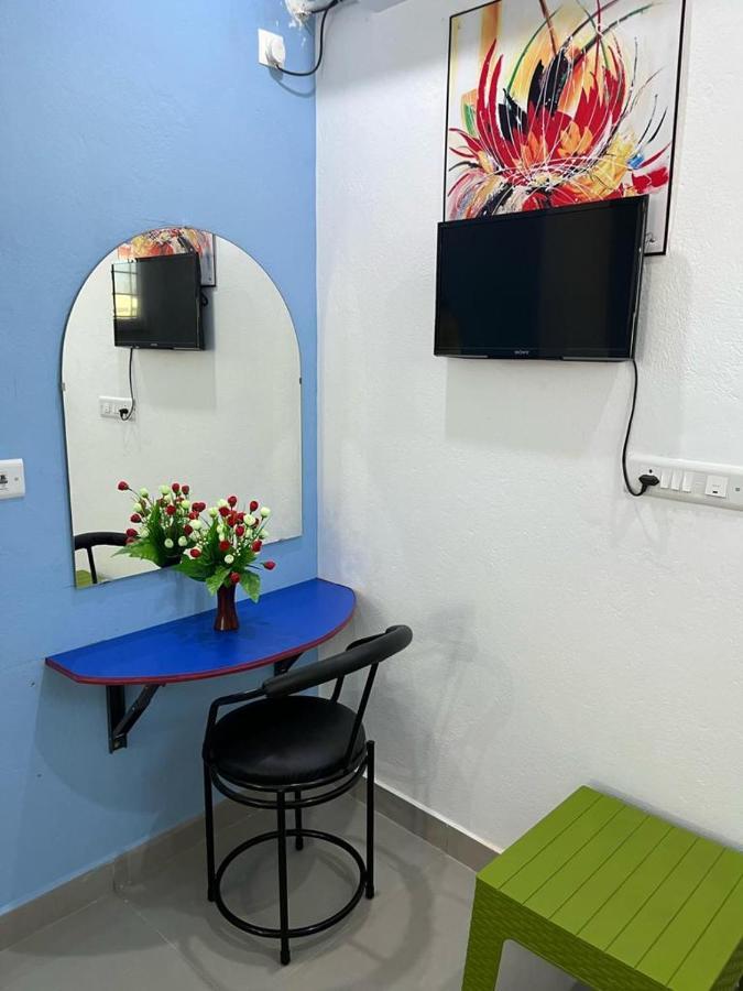Chez Prabha Homestay Pondicherry Bagian luar foto