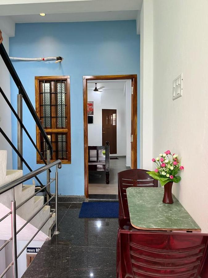 Chez Prabha Homestay Pondicherry Bagian luar foto