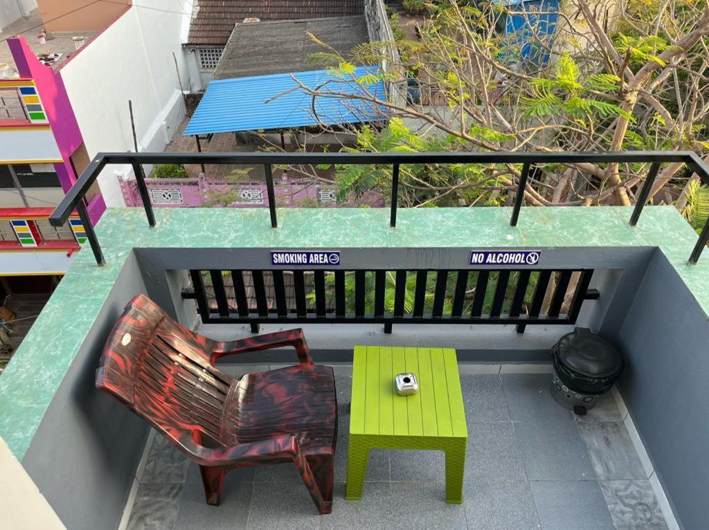 Chez Prabha Homestay Pondicherry Bagian luar foto